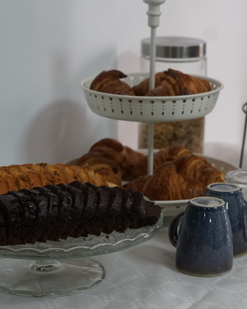 breakfast nas coworking las palmas remote workers freelance artist events workshops meetups rent a space