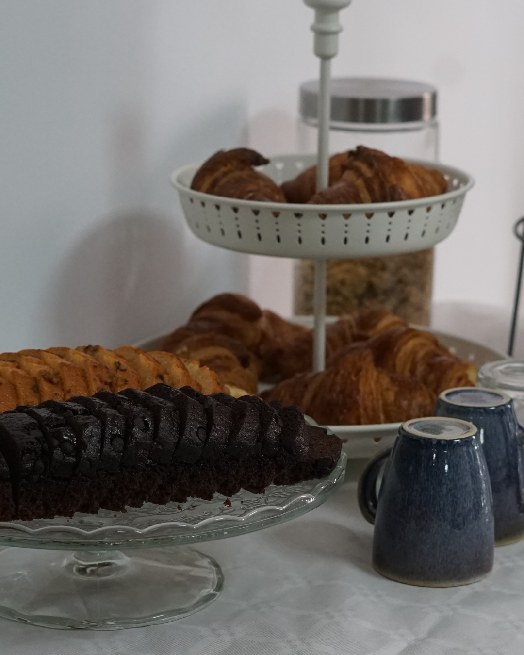 Home breakfast nas coworking las palmas remote workers freelance artist events workshops meetups rent a space