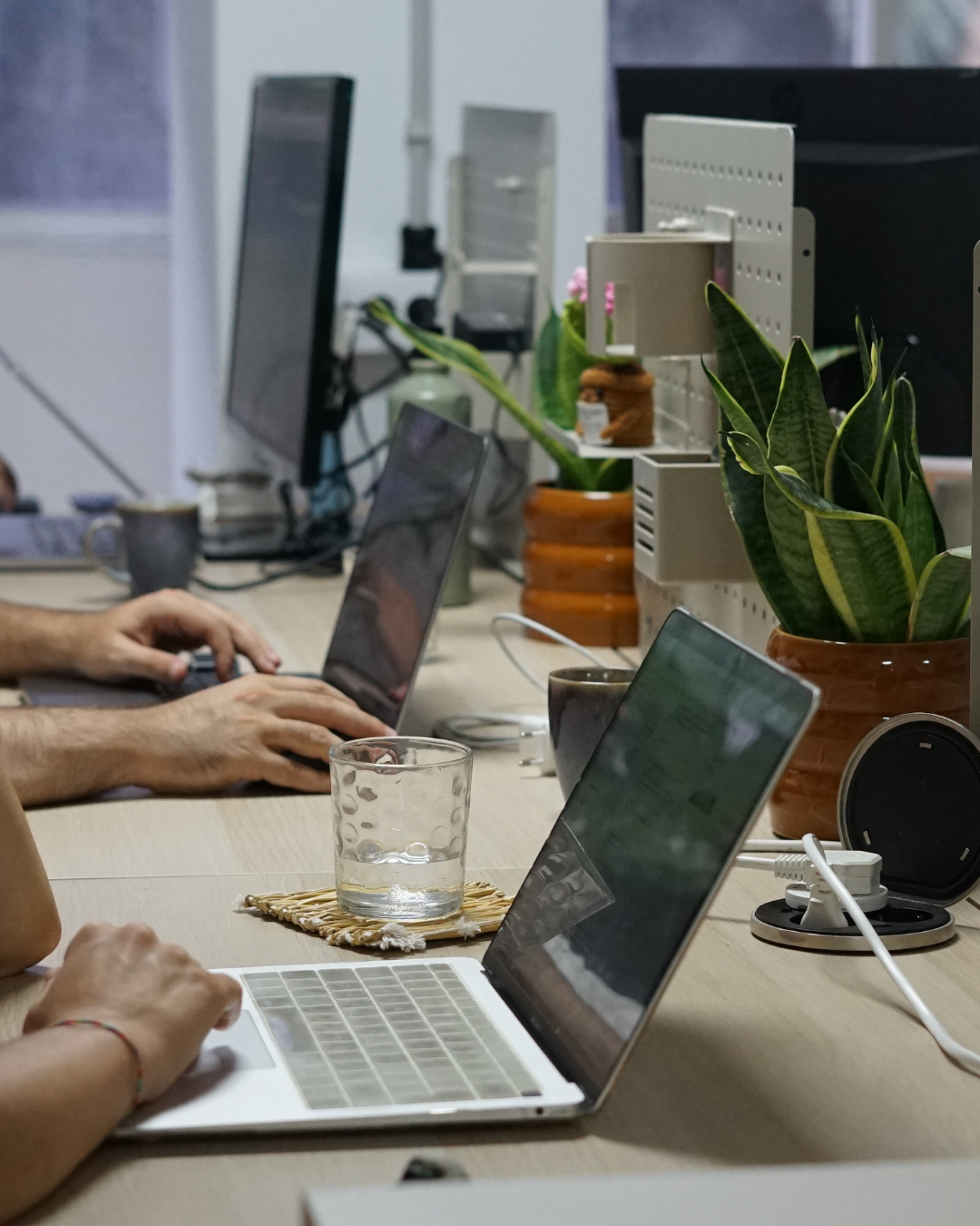 Home people working at nas coworking las palmas connection work